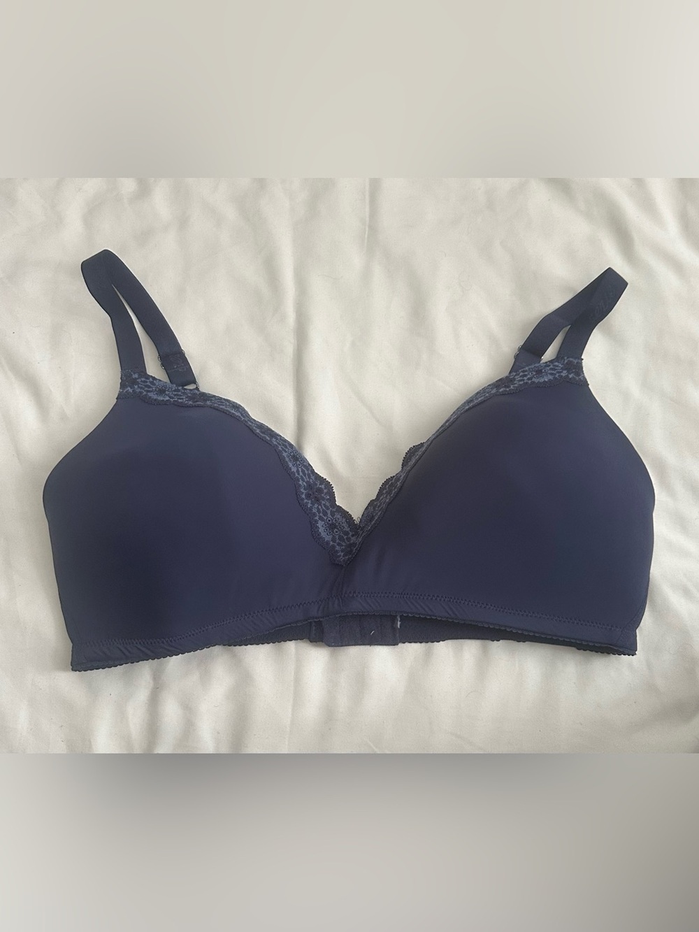 Wirefree Navy Lace-Trim Bra - Women's Intimates